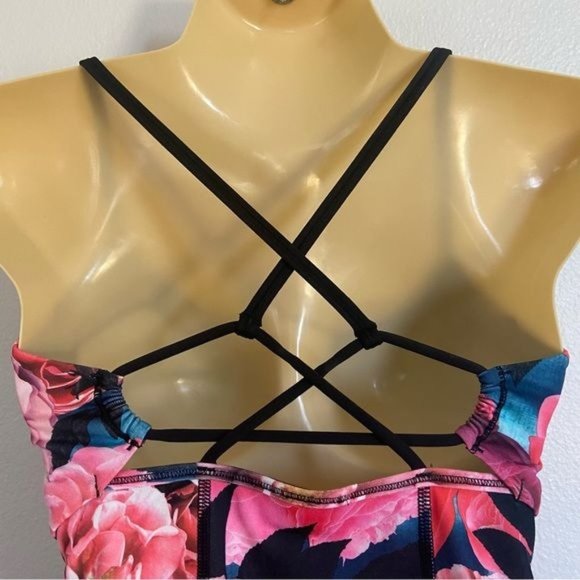 LuluLemon Dancing Warrior Secret Garden Strappy Tank Top - Picture 7 of 11